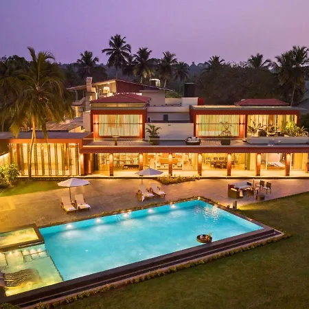 Kidena House - Lakehouse Villa